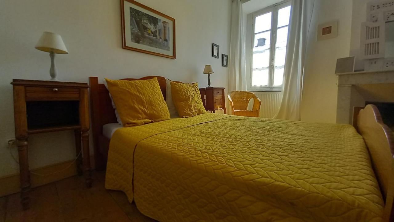 Maison Rives - Village Du Livre De Montolieu Eksteriør billede